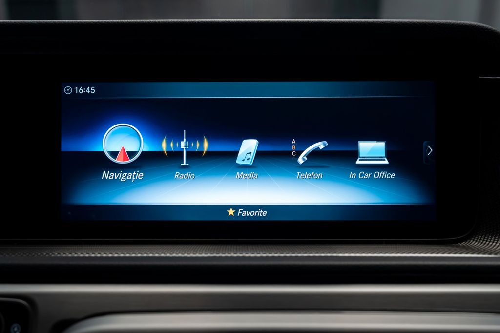 Mercedes-Benz G 400 2023