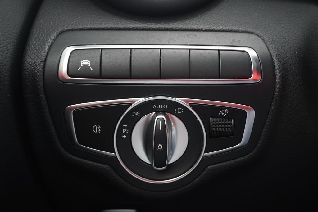 Mercedes-Benz C 300 2020