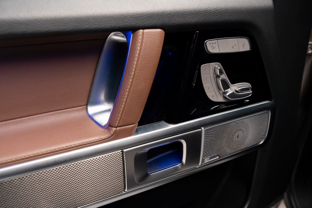 Mercedes-Benz G 400 2023