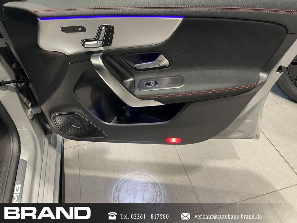 Mercedes-Benz CLA 45 AMG 2025