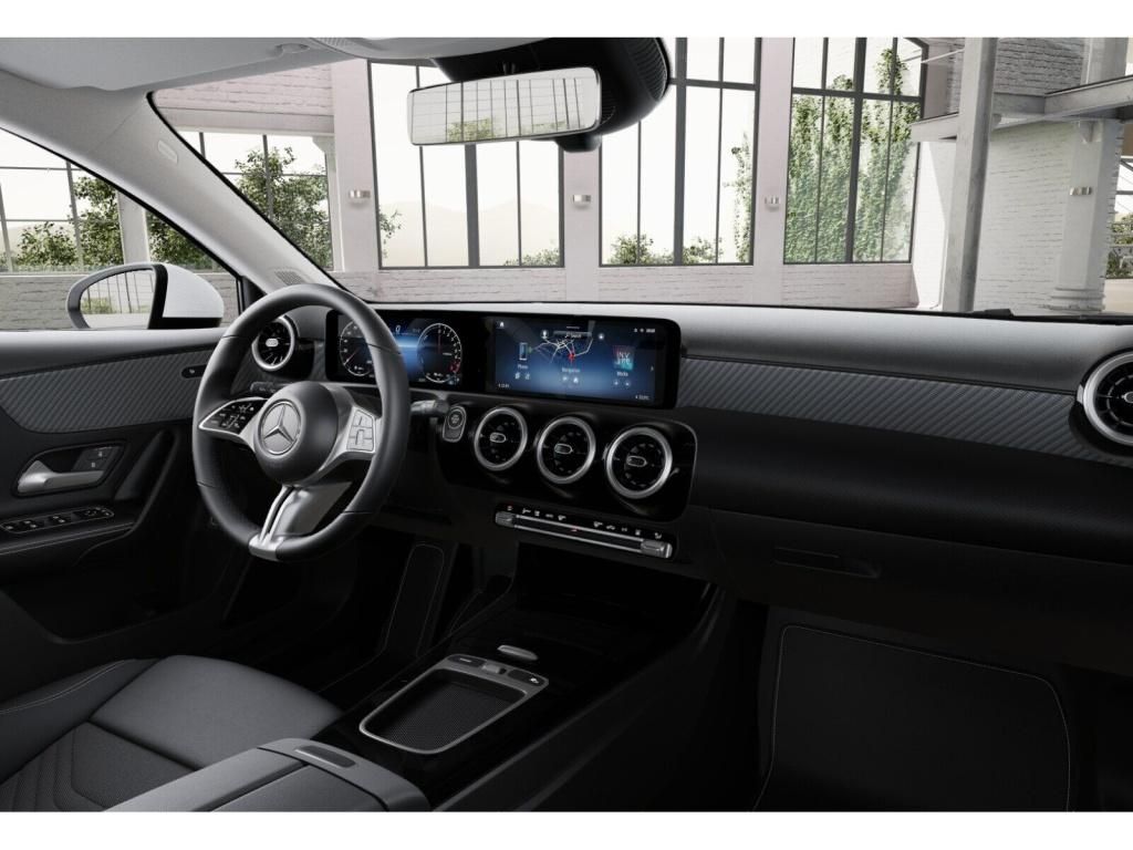 Mercedes-Benz A 250 2025