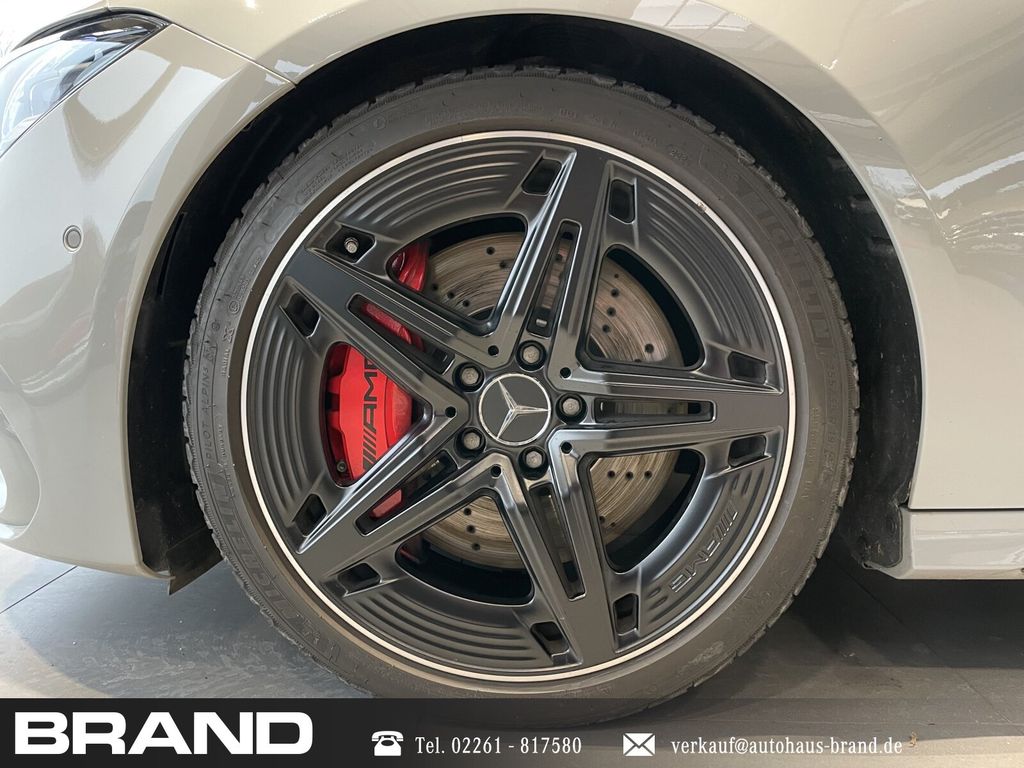 Mercedes-Benz CLA 45 AMG 2025