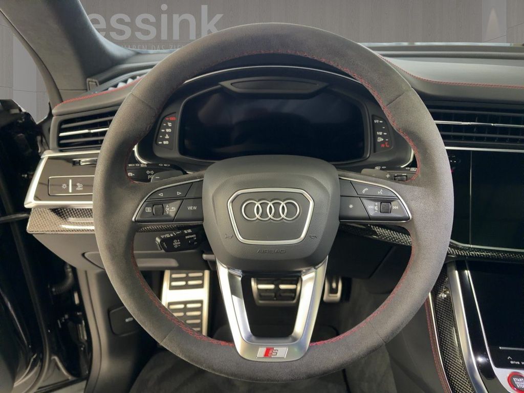 Audi SQ8 2023
