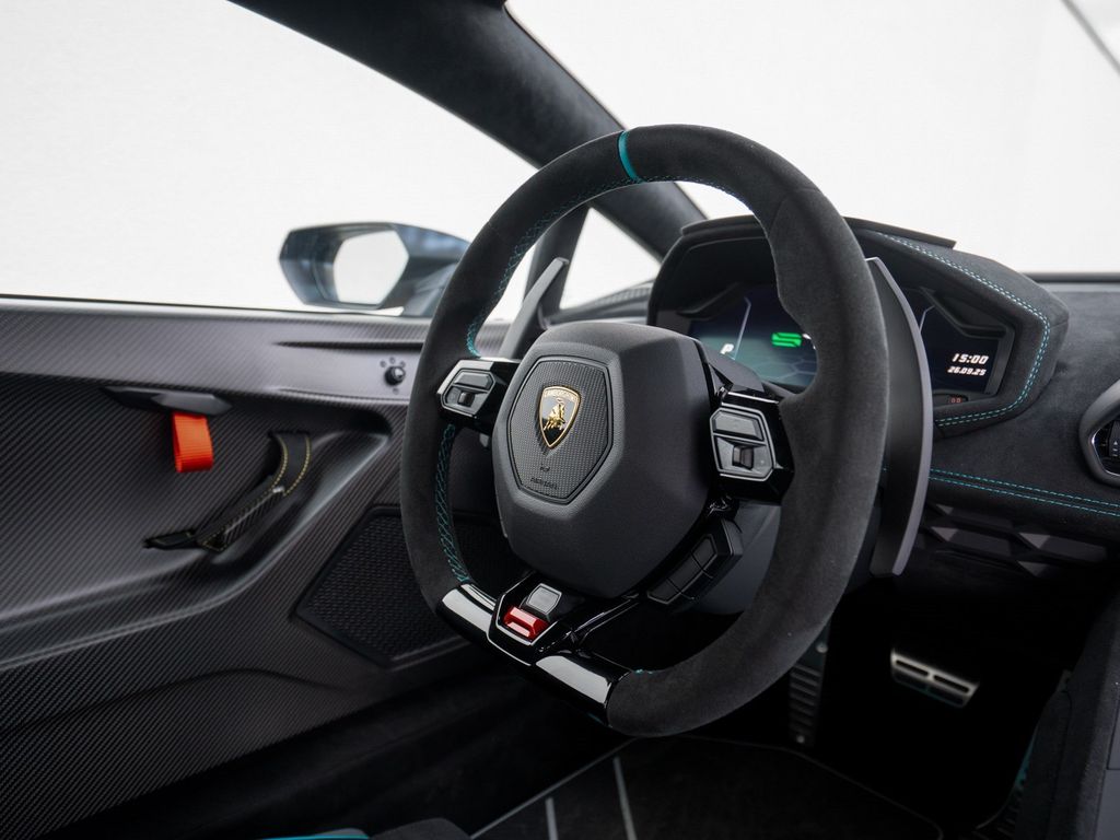 Lamborghini Huracán 2024