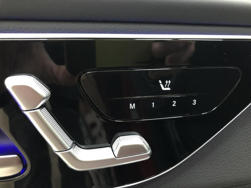 Mercedes-Benz GLC 300 2025