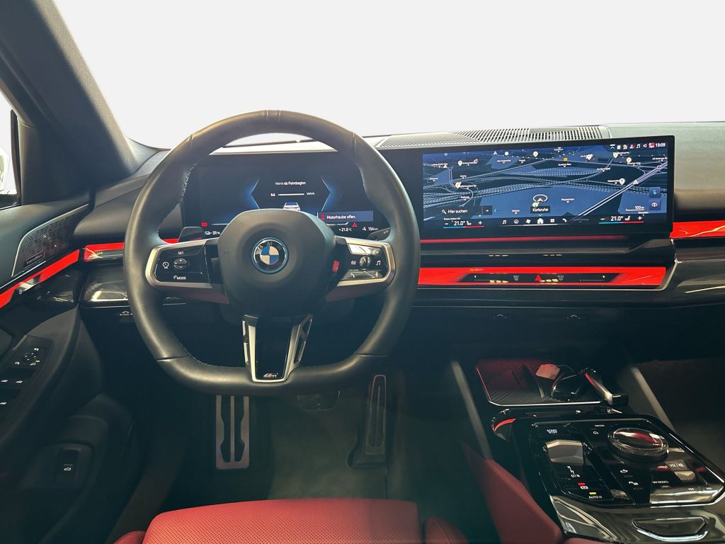 BMW i5 2024