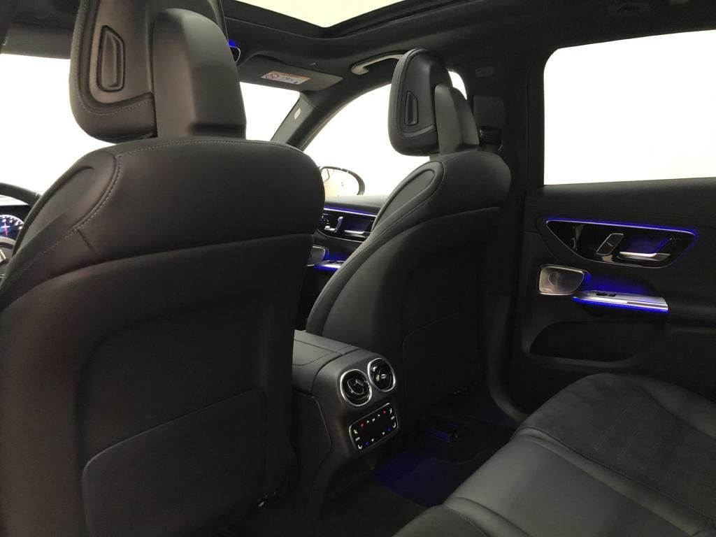 Mercedes-Benz GLC 300 2025