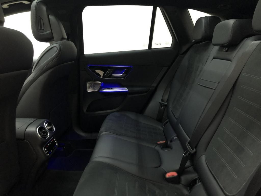 Mercedes-Benz GLC 300 2025