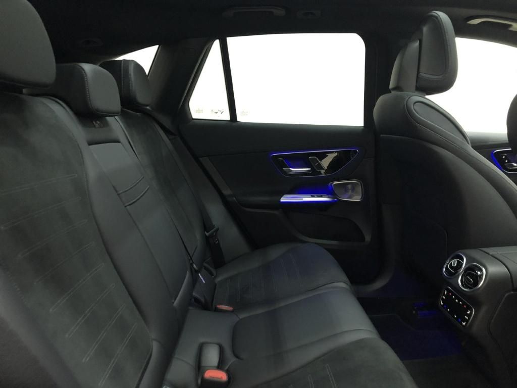 Mercedes-Benz GLC 300 2025