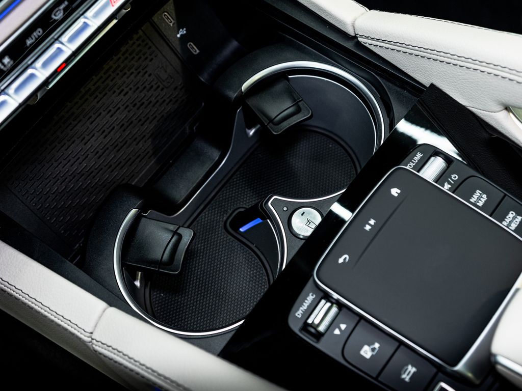 Mercedes-Benz GLS 450