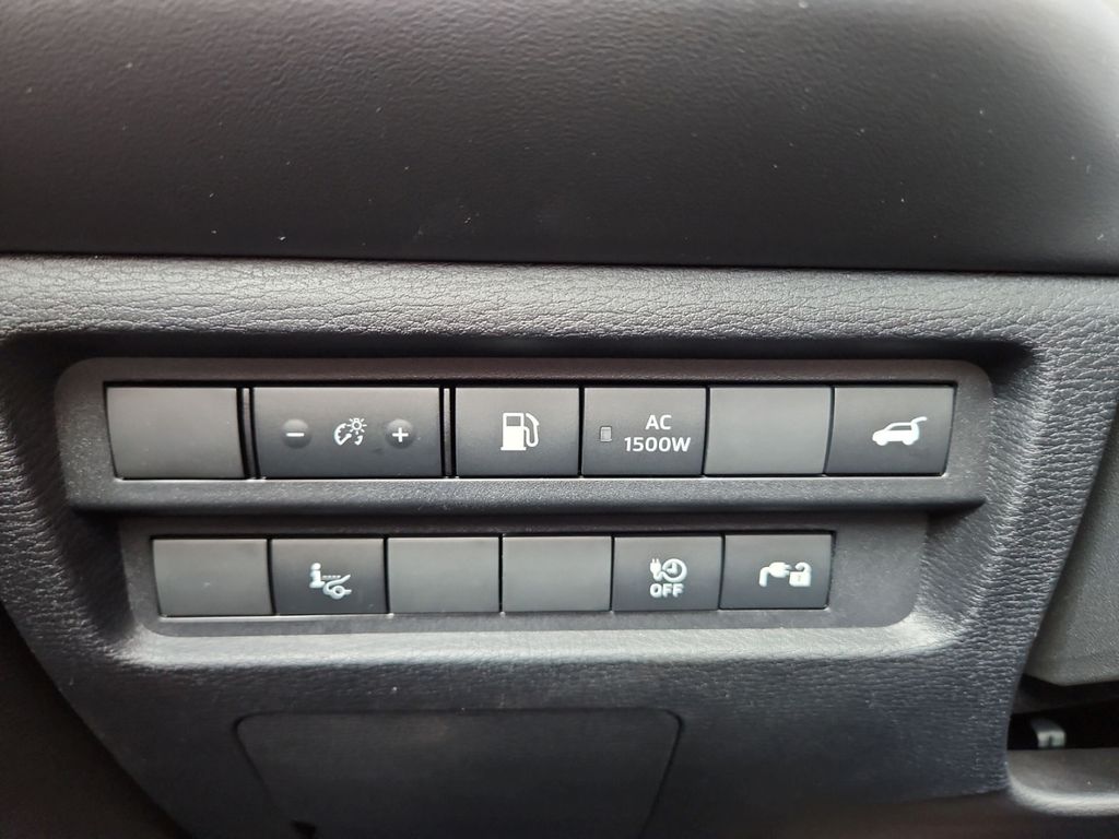 Mitsubishi Plug-in Hybrid Outlander