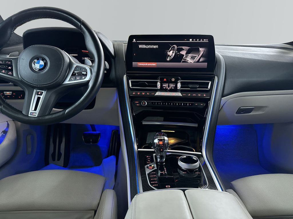 BMW M850 2023