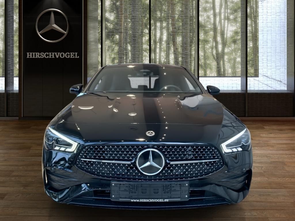 Mercedes-Benz CLA 220 2025