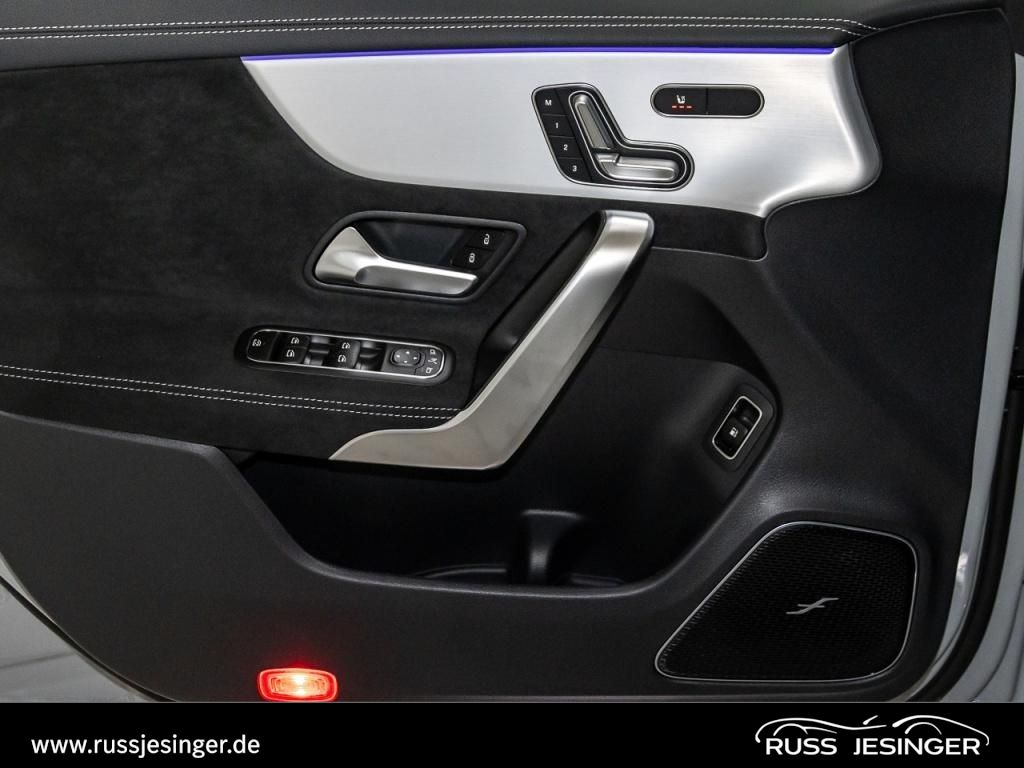 Mercedes-Benz CLA 250 2025