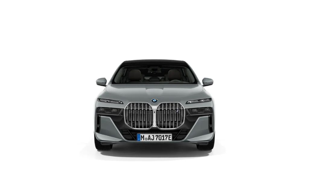 BMW i7 2025