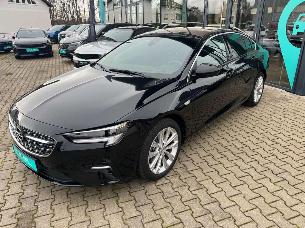 Opel Insignia 2021