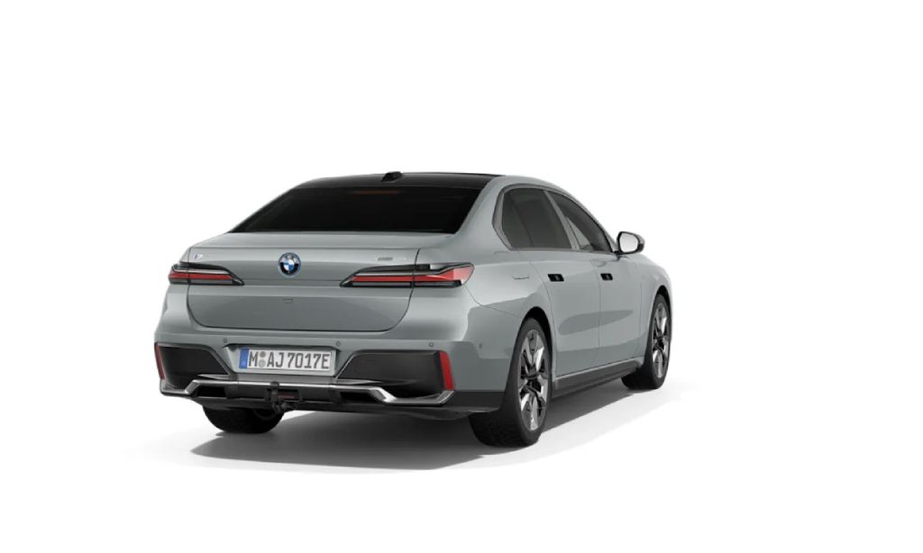 BMW i7 2025