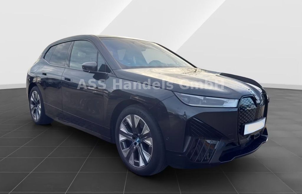 BMW iX 2022