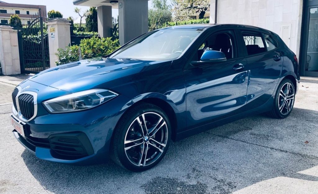 BMW 116 2021