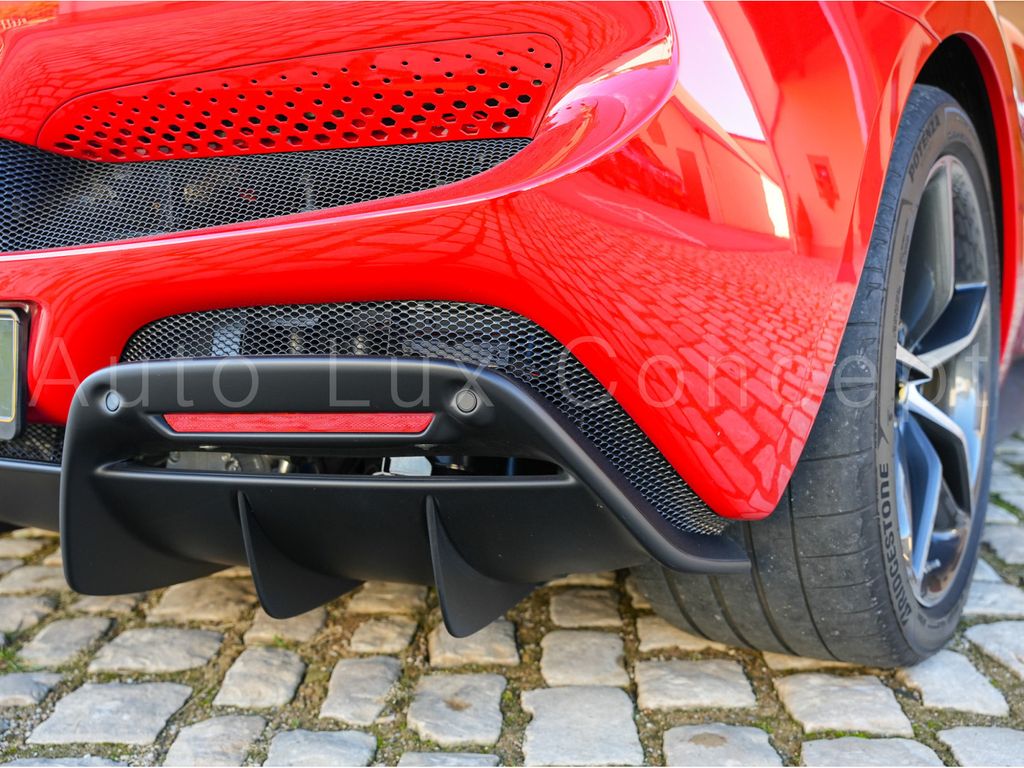 Ferrari 296 GTS 2025