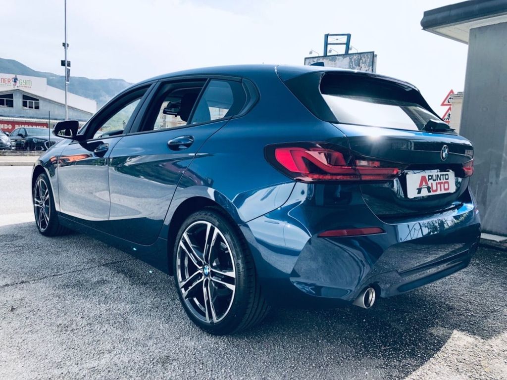 BMW 116 2021