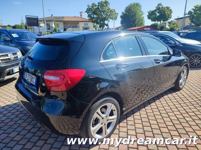 Mercedes-Benz A 180 2014