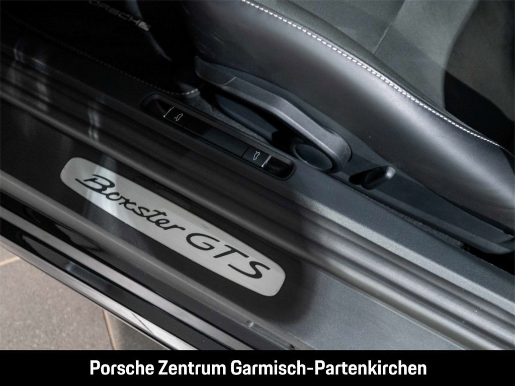 Porsche Boxster 2024