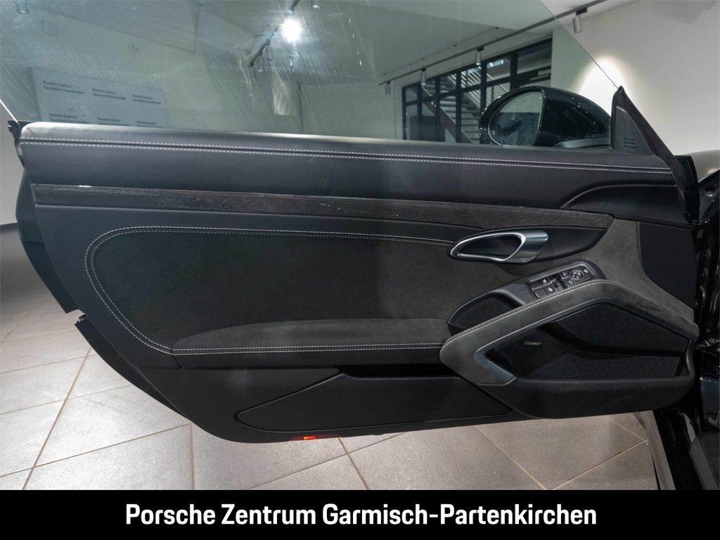 Porsche Boxster 2024