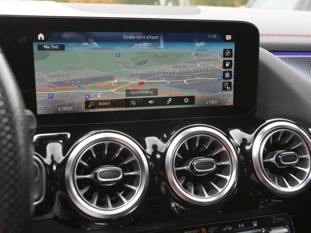 Mercedes-Benz EQA 2021