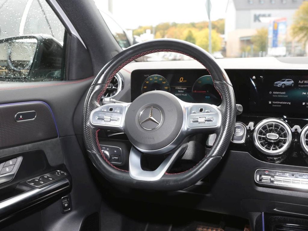 Mercedes-Benz EQA 2021