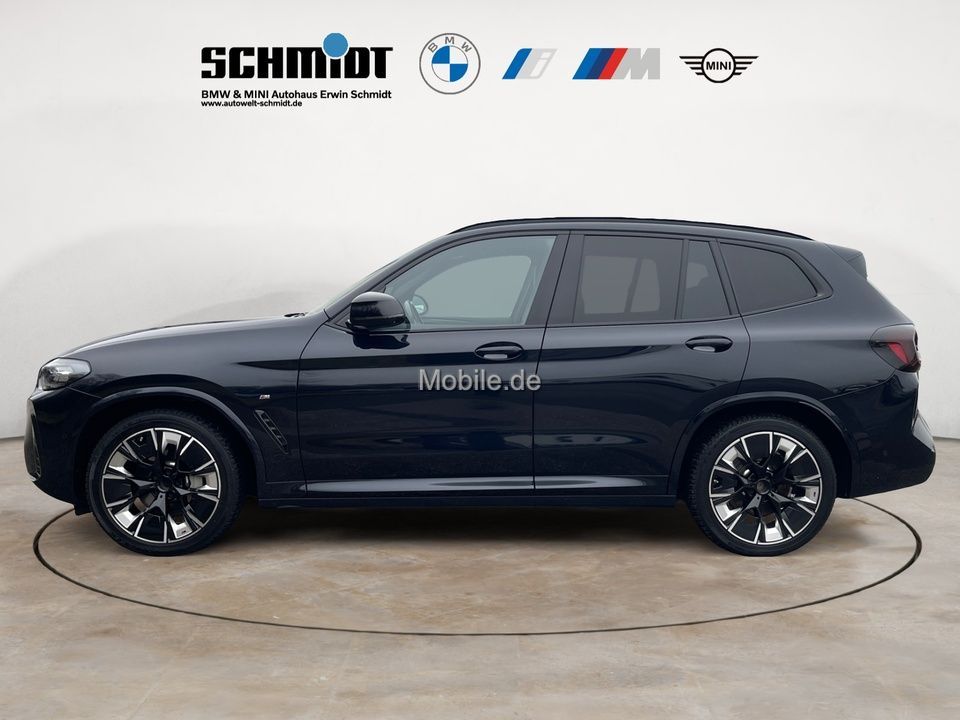 BMW iX3 2023