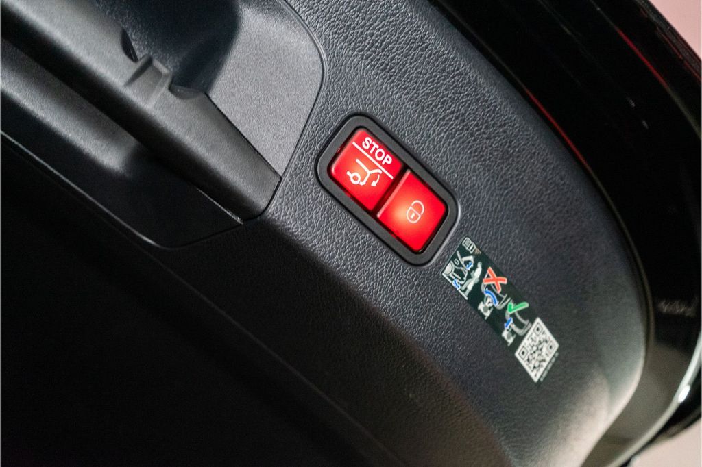 Mercedes-Benz GLE 53 AMG 2025