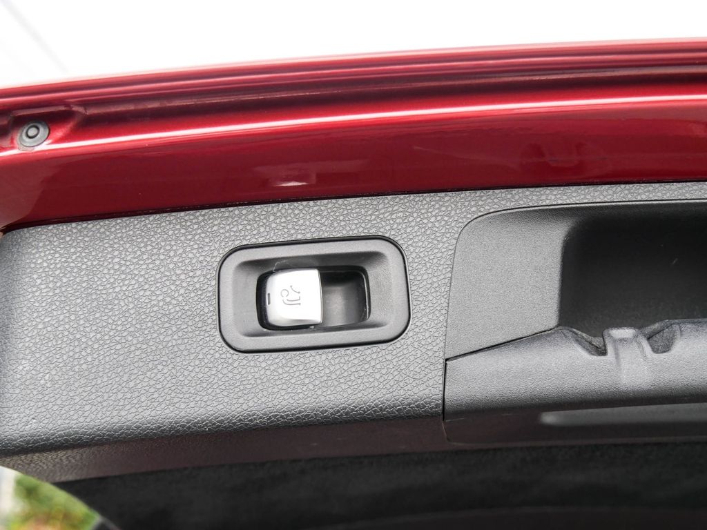 Mercedes-Benz E 300 2022