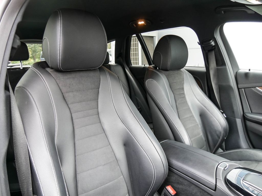 Mercedes-Benz E 300 2022