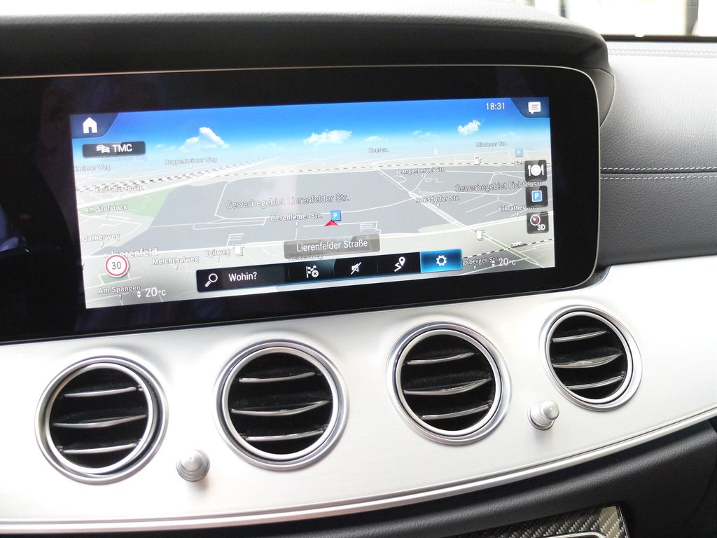 Mercedes-Benz E 300 2022