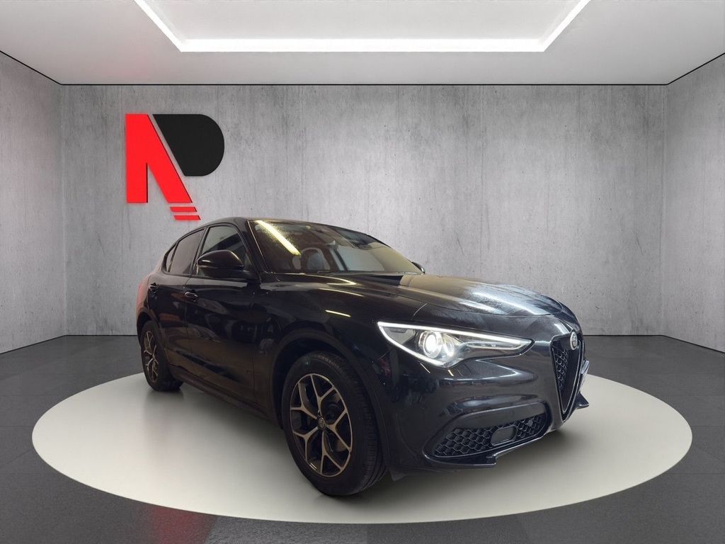 Alfa Romeo Stelvio 2021