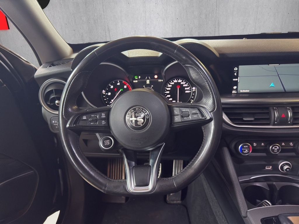 Alfa Romeo Stelvio 2021