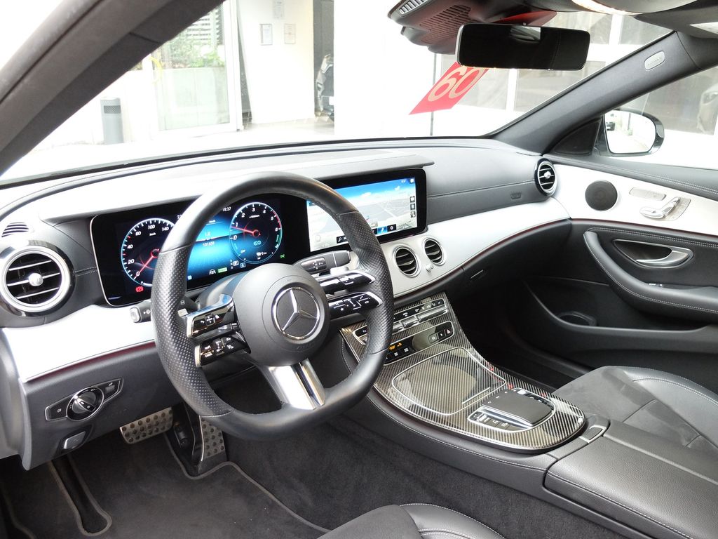 Mercedes-Benz E 300 2022
