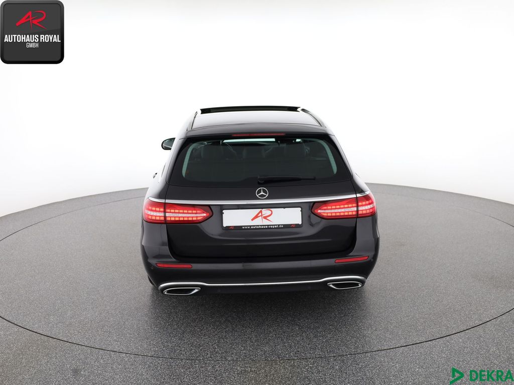 Mercedes-Benz E 220 2022
