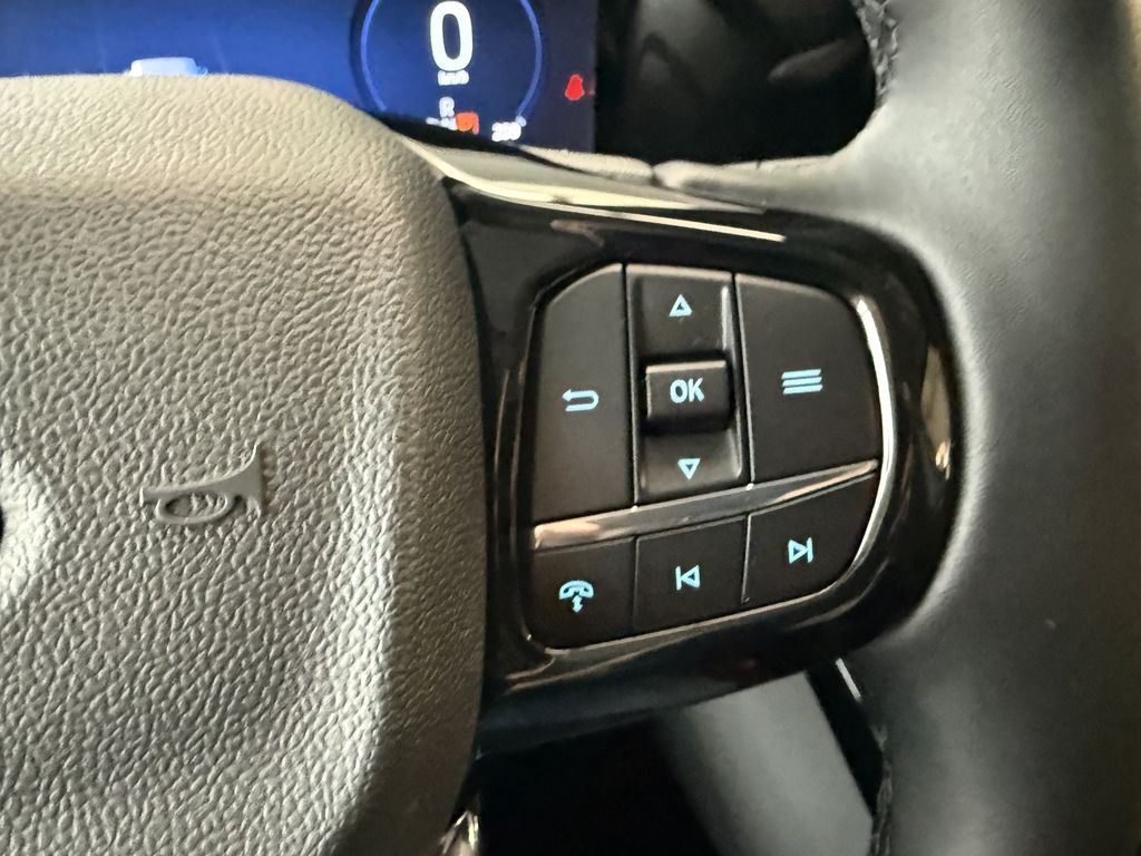 Ford Tourneo Custom 2025