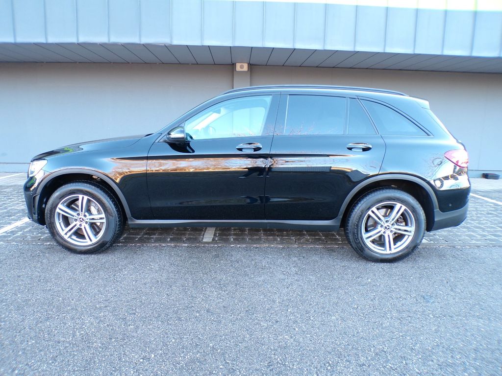 Mercedes-Benz GLC 300 2022