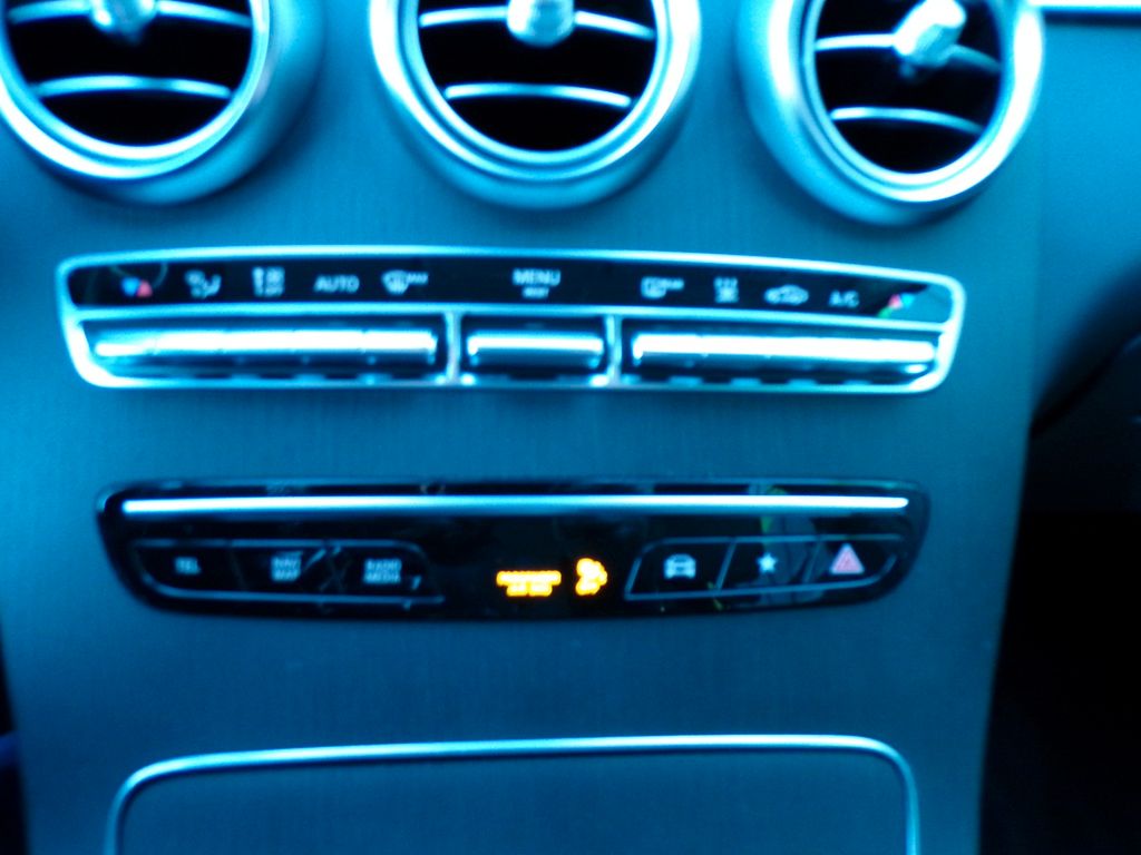 Mercedes-Benz GLC 300 2022