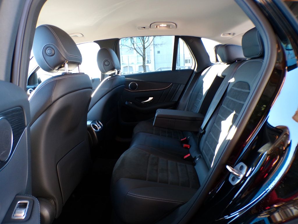 Mercedes-Benz GLC 300 2022