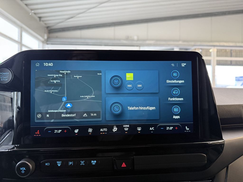 Ford Tourneo Custom 2025