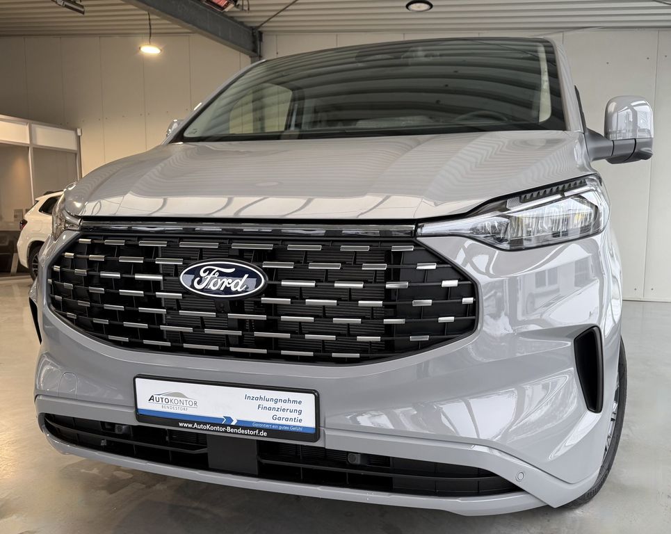 Ford Tourneo Custom 2025