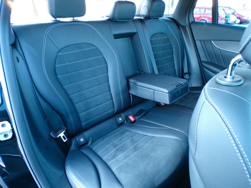 Mercedes-Benz GLC 300 2022