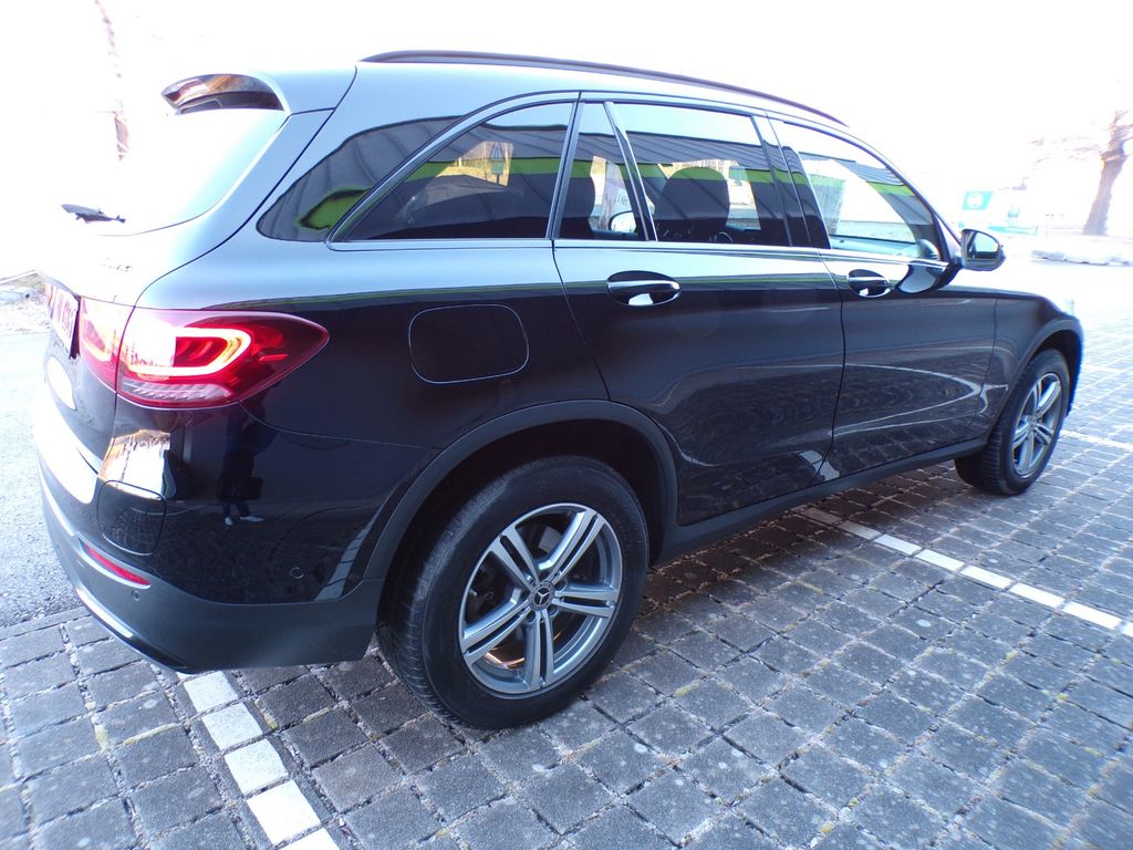 Mercedes-Benz GLC 300 2022