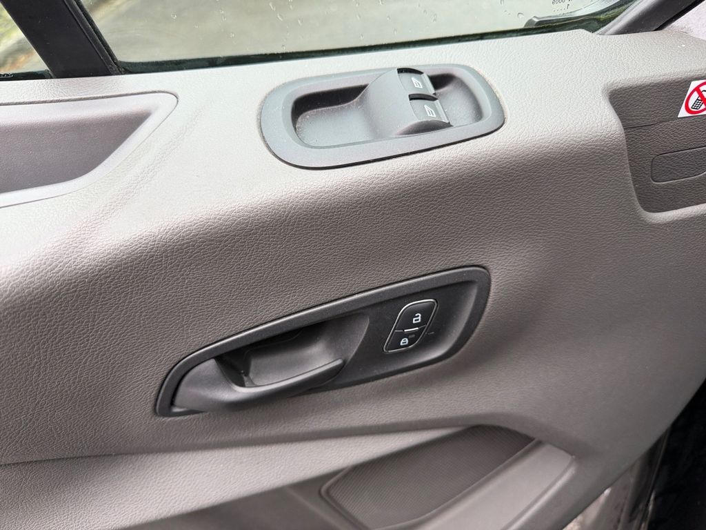 Ford Transit 2021