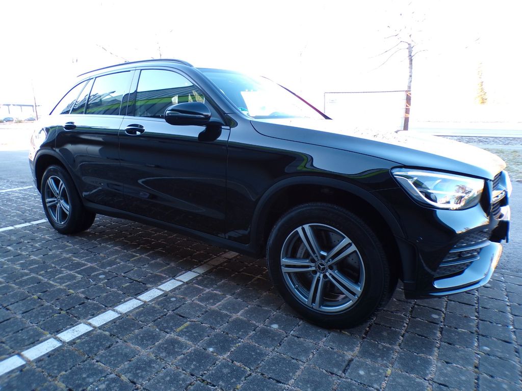 Mercedes-Benz GLC 300 2022