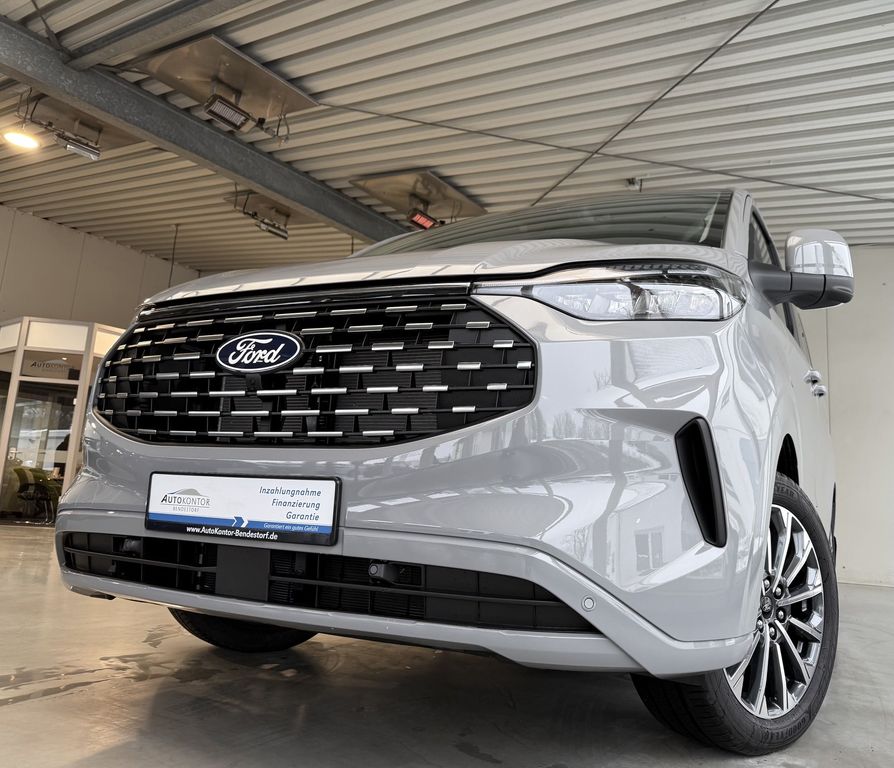 Ford Tourneo Custom 2025